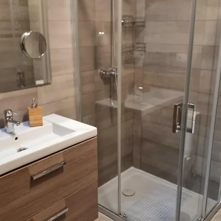 Rosa 2 Bedrooms In Center * Málaga